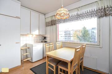 Фото номера Четырехместный номер &quot;Комфорт&quot; Гостевой дом Nipu -Beside City Center, Bus and Train Station г. Оулу 10