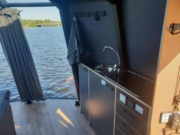 Фото номера Бунгало у воды Ботели Koivuranta Igloos г. Оулу 6