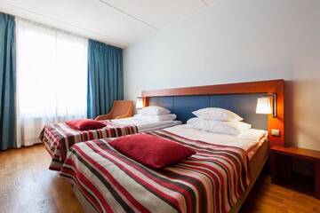Фото номера Двухместный номер с 2 отдельными кроватями Отель Original Sokos Hotel Arina Oulu г. Оулу 3