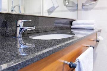 Фото номера Двухместный номер с 2 отдельными кроватями Отель Original Sokos Hotel Arina Oulu г. Оулу 8